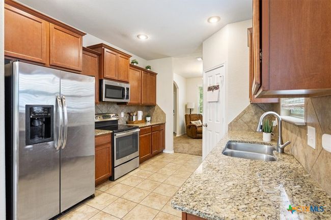 Kitchen | Image 4
