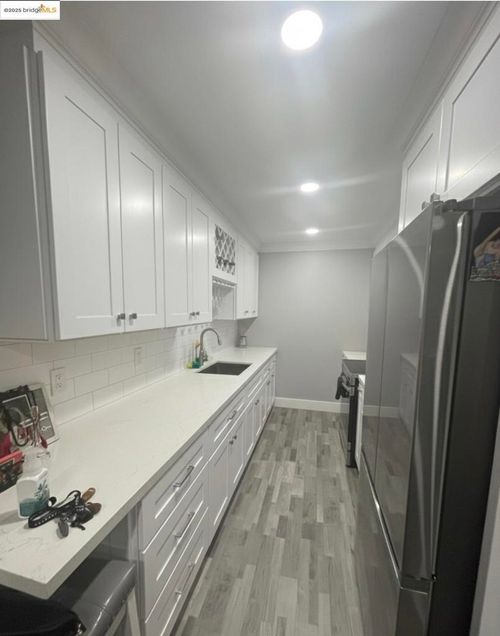 apt-201-4081 Clayton Rd, Concord, CA, 94521-2612 | Card Image