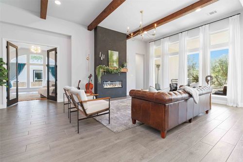 517 Mallow Rd, Leander, TX, 78641-5717 | Card Image