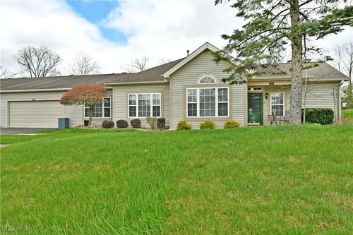 218 Wilcox Rd, Austintown, OH, 44515-4253 | Card Image
