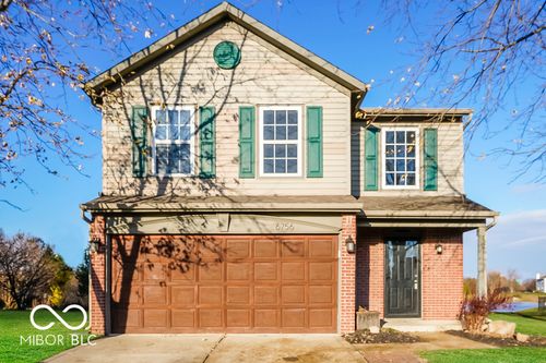 6756 Wimbledon Dr, Zionsville, IN, 46077-9157 | Card Image