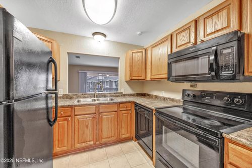 84-8880 Old Kings Rd S, JACKSONVILLE, FL, 32257-1702 | Card Image