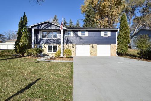 7216 33rd Ave N, Crystal, MN, 55427-2110 | Card Image