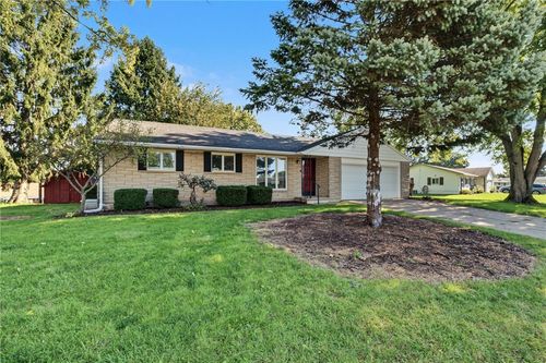 1771 Parkview Dr, Xenia, OH, 45385-1135 | Card Image