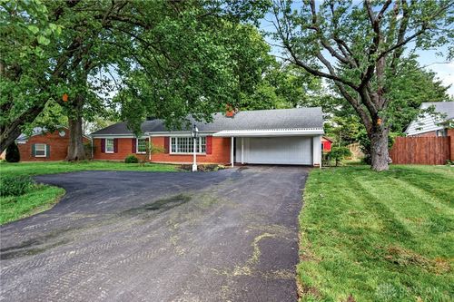 5952 Parkchester Rd, Washingtn Twp, OH, 45459-2921 | Card Image