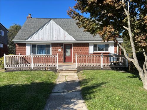 515 Crescent Boulevard Ext, Crescent, PA, 15046-4908 | Card Image