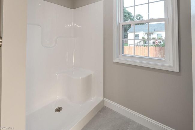 Standalone shower | Image 27