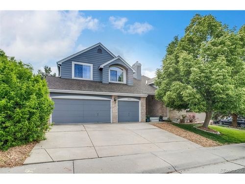 8927 Green Meadows Ln, Highlands Ranch, CO, 80126-2668 | Card Image