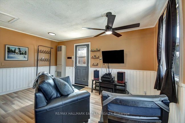 479 Minnie Ave, House other with 1 bedrooms, 1 bathrooms and 2 parking in Tweed ON | Image 7