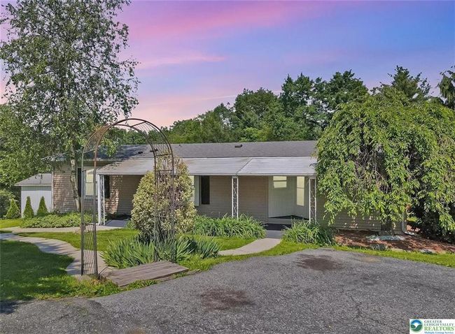 Front of Home | Image 44