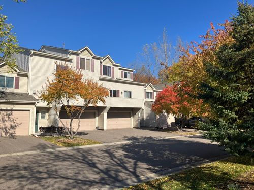 9150 Comstock Ln N, Maple Grove, MN, 55311-1578 | Card Image