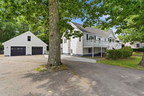 22 Farm Ln, Seabrook, NH, 03874-4205 | Card Image