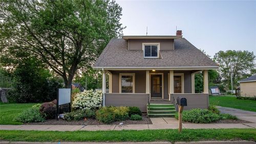 209 E Division St, Neillsville, WI, 54456-2150 | Card Image