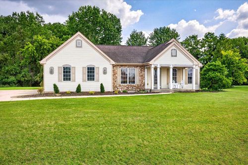 4424 Harbor Village Drive, OMRO, WI, 54963 | Card Image