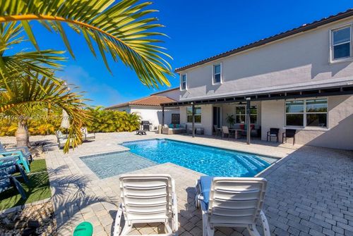 8175 Nw Greenbank Cir, Port St. Lucie, FL, 34987-3044 | Card Image