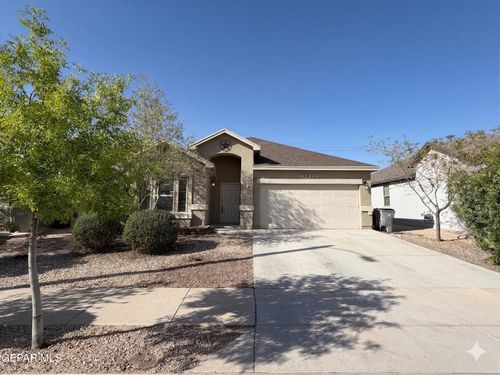3821 Loma Cristobal Dr, El Paso, TX, 79938-1251 | Card Image