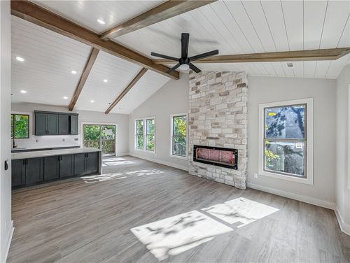 17 Burnham Dr, Bella Vista, AR, 72715-5311 | Card Image