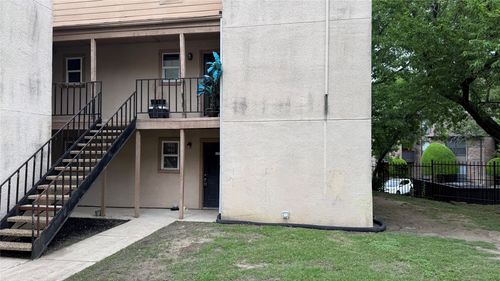 1016-8110 Skillman St, Dallas, TX, 75231-2838 | Card Image