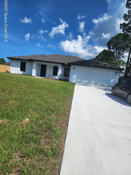 2211 San Filippo Dr Se, Palm Bay, FL, 32909-7212 | Card Image
