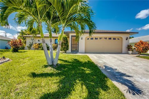 912 Se 22nd St, Cape Coral, FL, 33990-2537 | Card Image