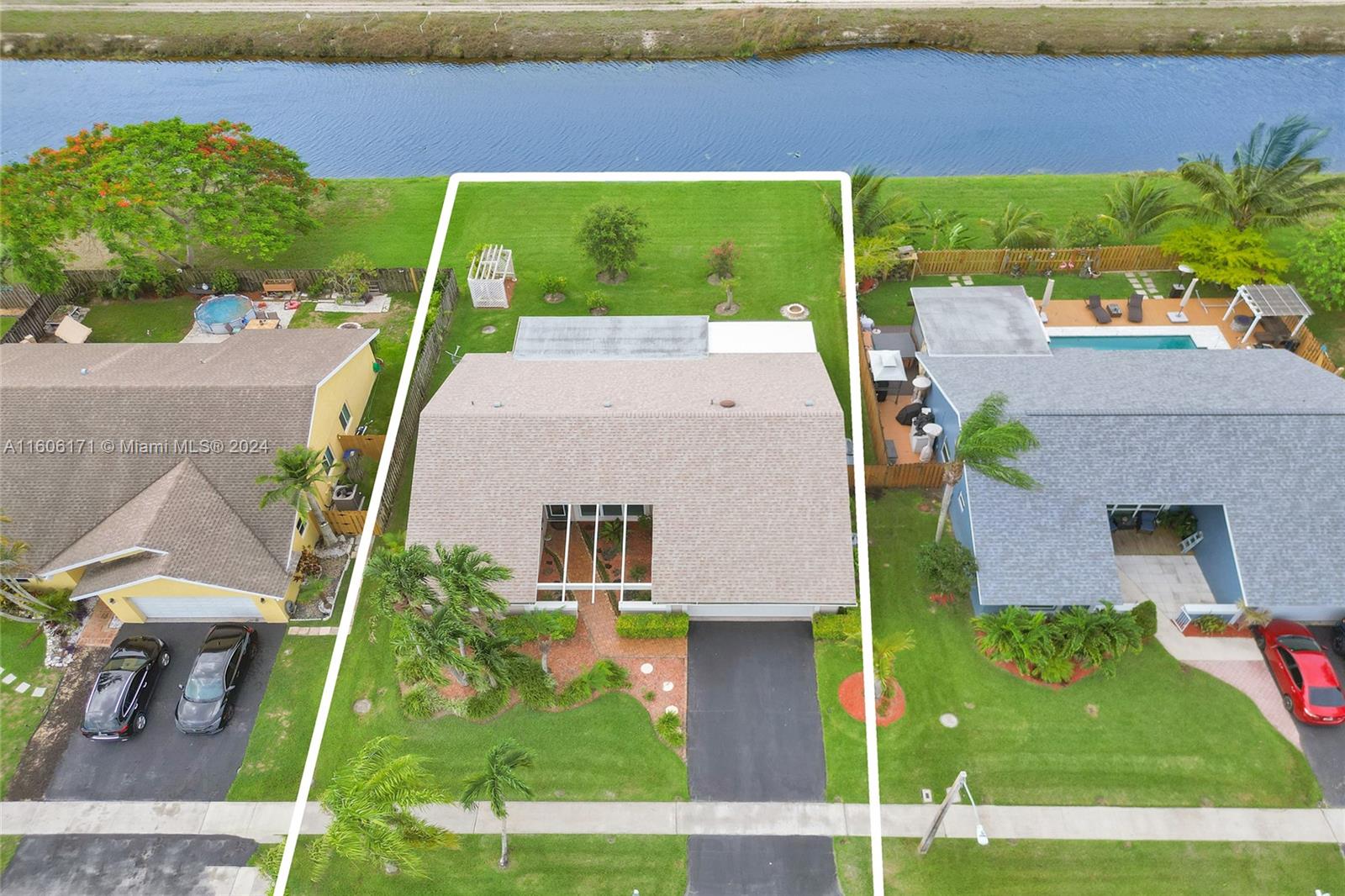 31st Pl, Sunrise, FL 33351