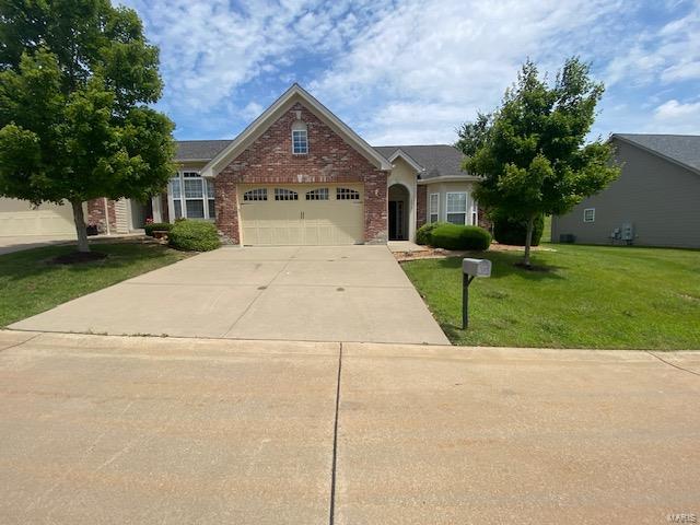 Redbird Crest Ln, Washington, MO 63090