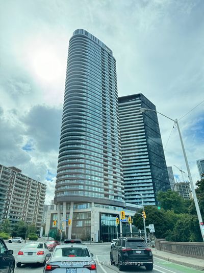 521 - 585 Bloor St E, Condo with 1 bedrooms, 2 bathrooms and null parking in Toronto ON | Image 1