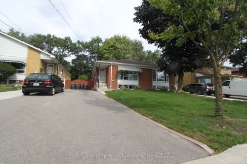 3653 Anniversary Rd, Mississauga, ON, L5C2G2 | Card Image
