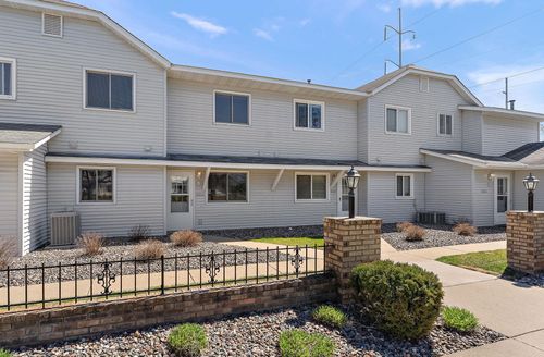 11111 Drake St Nw, Coon Rapids, MN, 55433-3772 | Card Image