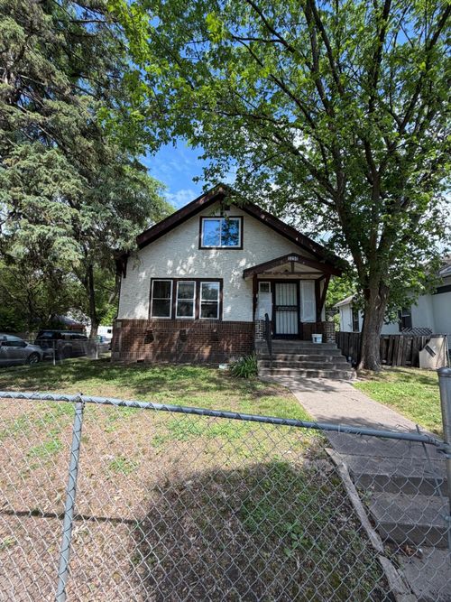 3250 Bryant Ave N, Minneapolis, MN, 55412-2536 | Card Image