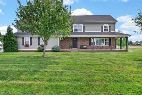 627 Farmer Ln, Bowling Green, KY, 42104-8547 | Card Image