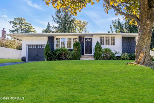 2 Enright Ave, Freehold, NJ, 07728-2030 | Card Image
