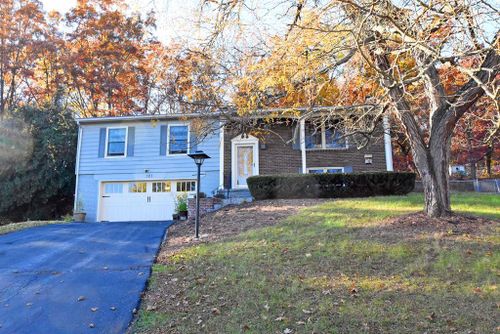 121 Bradley Court, Horseheads, NY, 14845 | Card Image