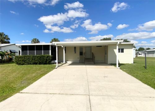 5224 Liberty Ct, WILDWOOD, FL, 34785-8115 | Card Image