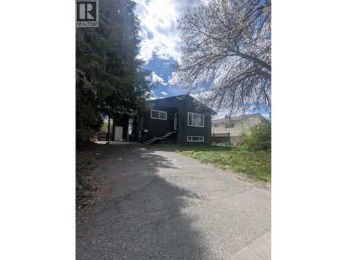 721 Raymer Ave, Kelowna, BC, V1Y4Z7 | Card Image