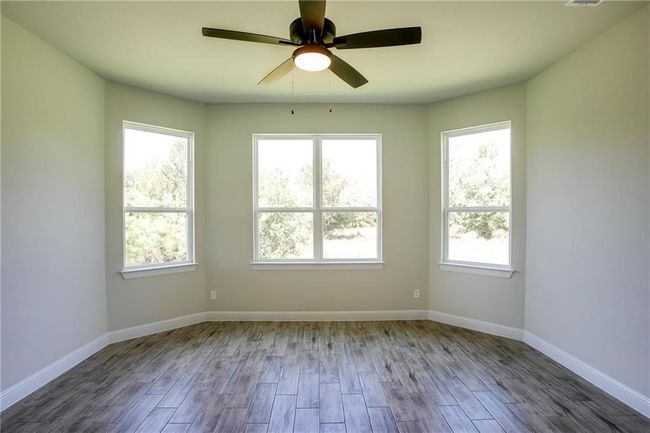 150 Raptor Beak Way, House other with 3 bedrooms, 3 bathrooms and 2 parking in Cedar Creek TX | Image 7