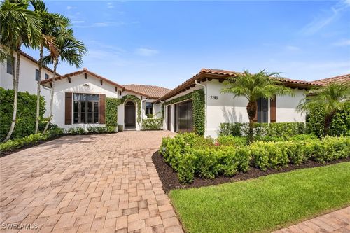2243 Residence Cir, NAPLES, FL, 34105-3084 | Card Image