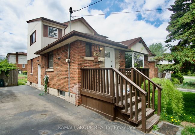 MAIN - 352 E 18 Th St, House other with 3 bedrooms, 2 bathrooms and 2 parking in Hamilton ON | Image 30