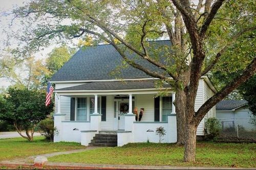 182 Mill St Sw, Wagener, SC, 29164-8725 | Card Image