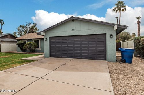 2411 E Alameda Dr, Tempe, AZ, 85282-3007 | Card Image