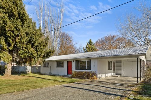 1108 N Willow St, Ellensburg, WA, 98926-2624 | Card Image