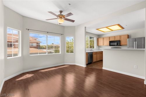 1321-830 Carnegie St, Henderson, NV, 89052-5743 | Card Image