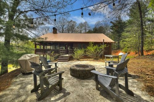 6 Red Holly Rd, Blue Ridge, GA, 30513-6439 | Card Image