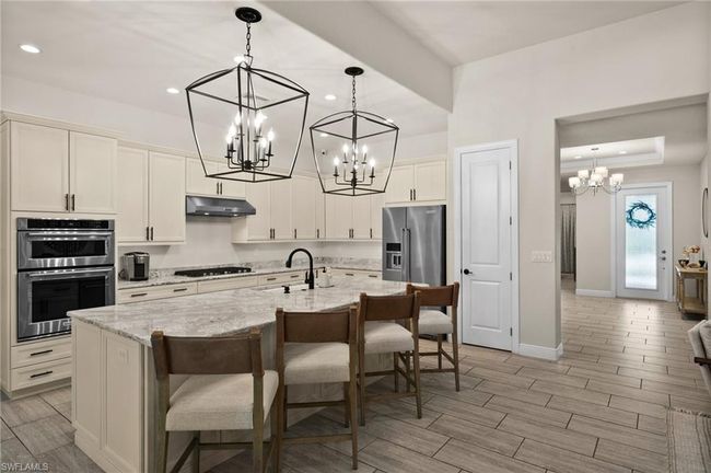 10030 Florence Cir, House other with 4 bedrooms, 4 bathrooms and 2 parking in NAPLES FL | Image 12