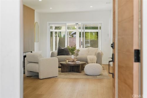 5116 E Wardlow Rd, Long Beach, CA, 90808-3424 | Card Image