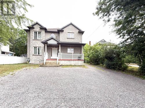 4405 Simcoe St, Niagara Falls, ON, L2E1T7 | Card Image