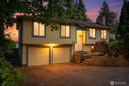 3006 89th Pl Se, Mercer Island, WA, 98040-3116 | Card Image
