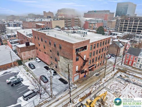 123 N Lumber St, Allentown, PA, 18102-4062 | Card Image