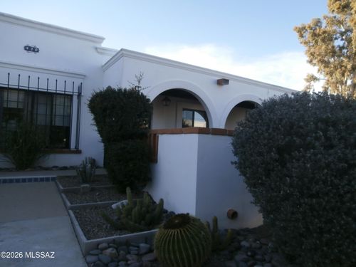 430 S Paseo Pena, Green Valley, AZ, 85614 | Card Image