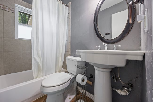1507 Greenbrier Dr, House other with 4 bedrooms, 3 bathrooms and null parking in Sherman TX | Image 19
